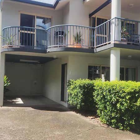 La Villa At Beach Court Airlie Beach Kültér fotó